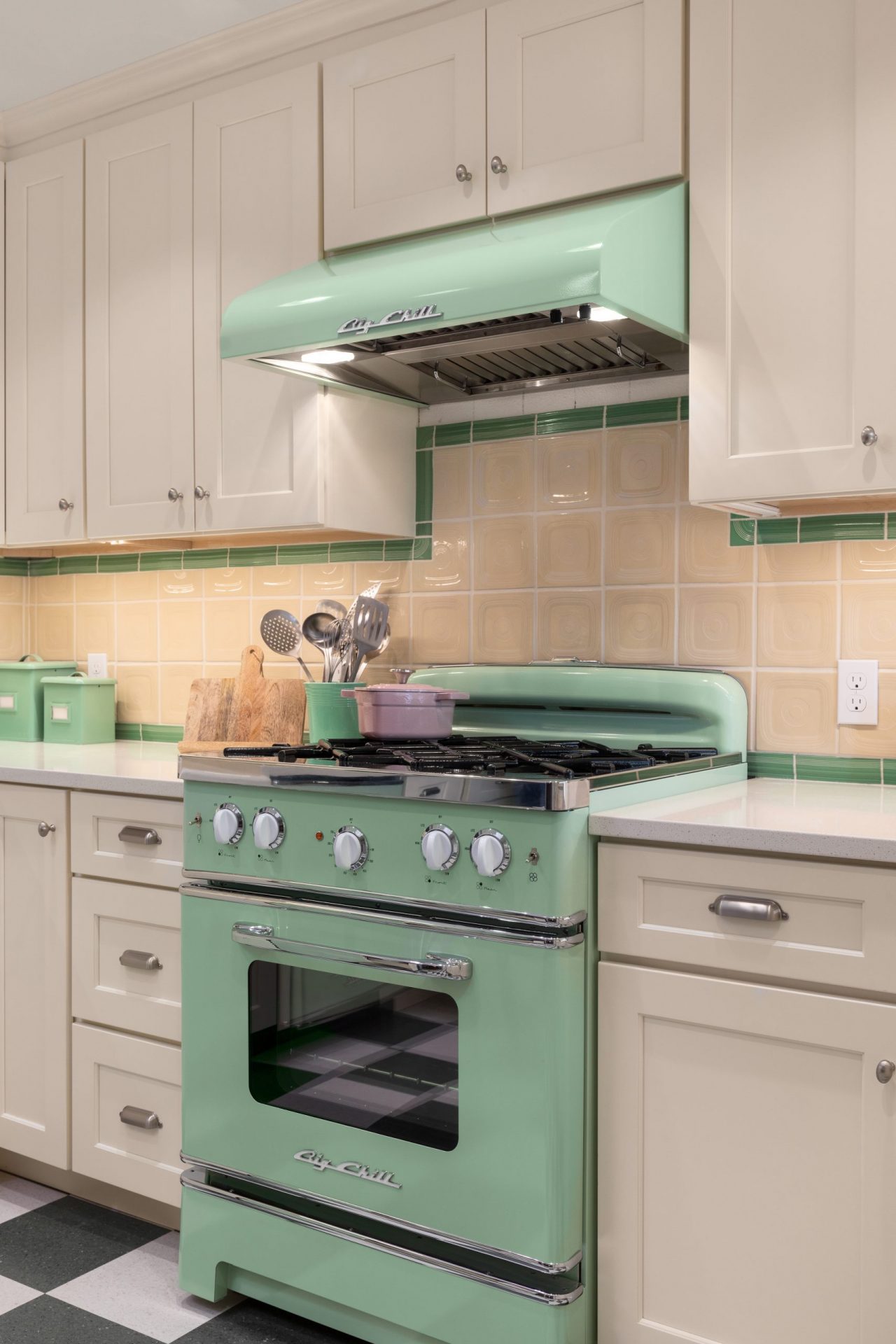 All Green Kitchen — OLD BRAND NEW